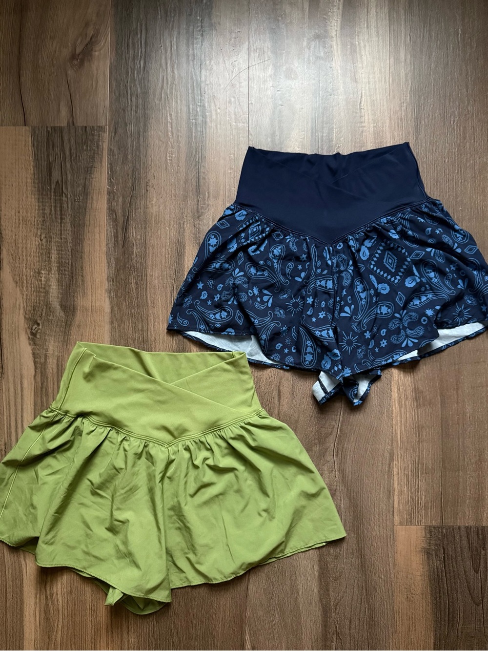 LOT OF 2 OFFLINE by aerie Real Me Crossover Flowy Shorts